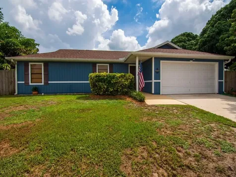 102 SW Brandon Avenue Port St Lucie FL 34953
