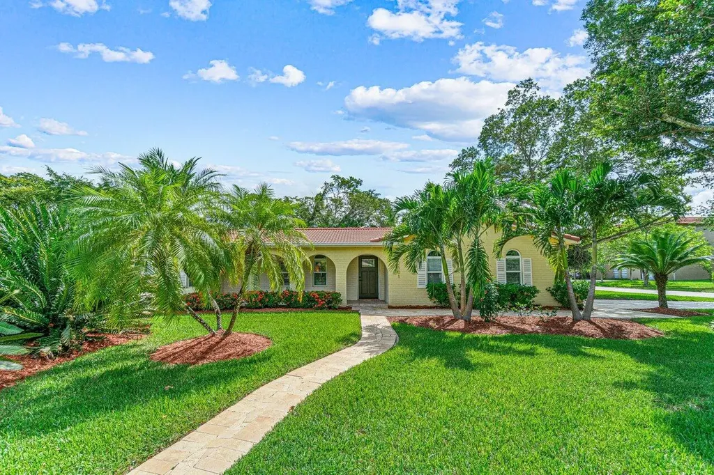 2501 NW 105th Terrace Coral Springs FL 33065