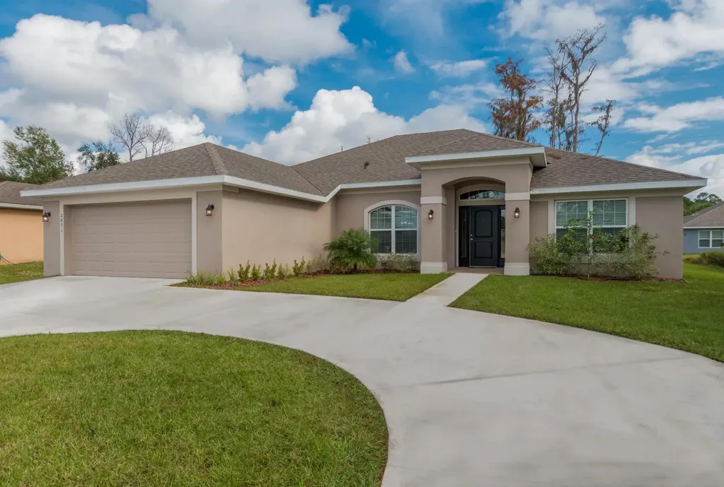 8320 Amalfi Circle Fort Pierce FL 34951