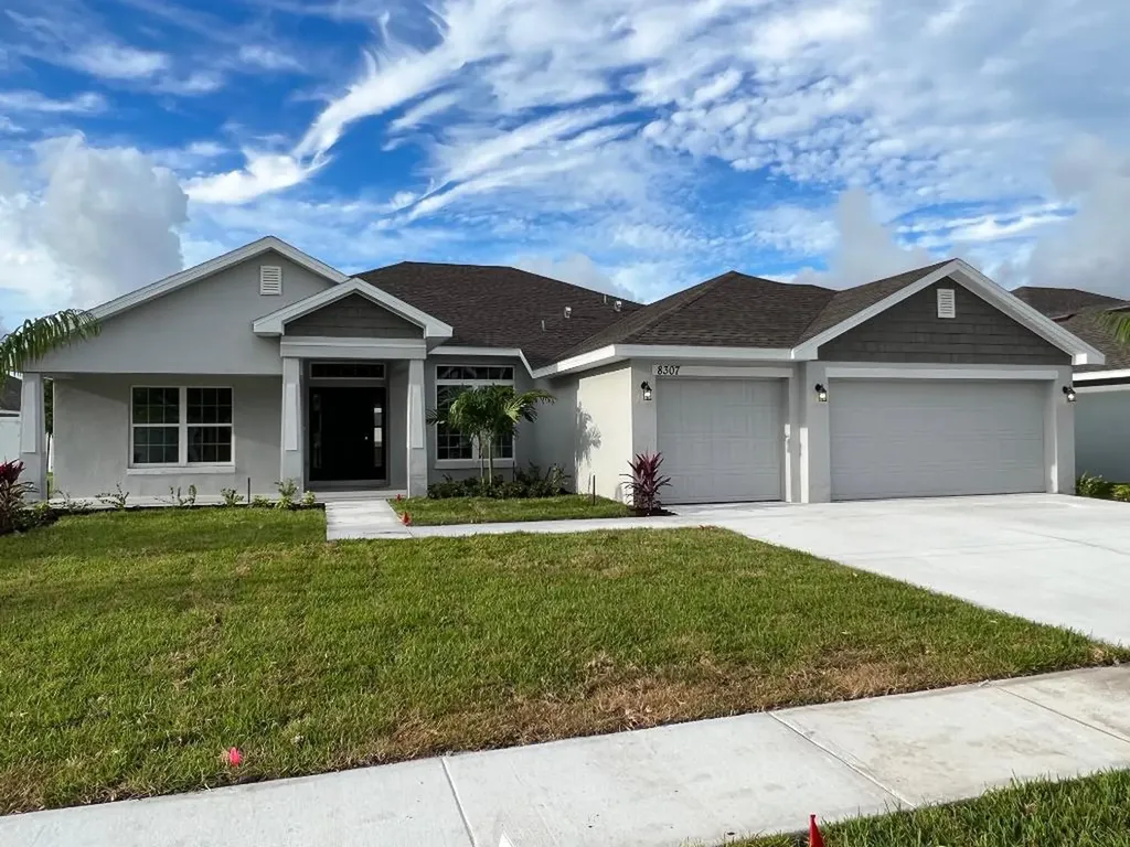 8327 Amalfi Circle Fort Pierce FL 34951