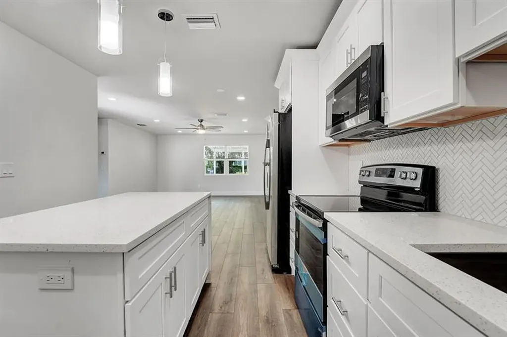 333 SW Kentwood Road Port St Lucie FL 34953