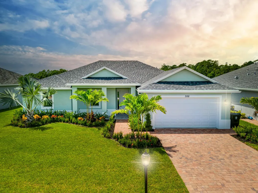 388 SW Vista Lake Drive Port St Lucie FL 34953