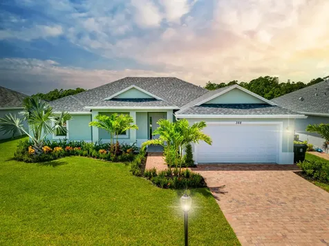 388 SW Vista Lake Drive Port St Lucie FL 34953