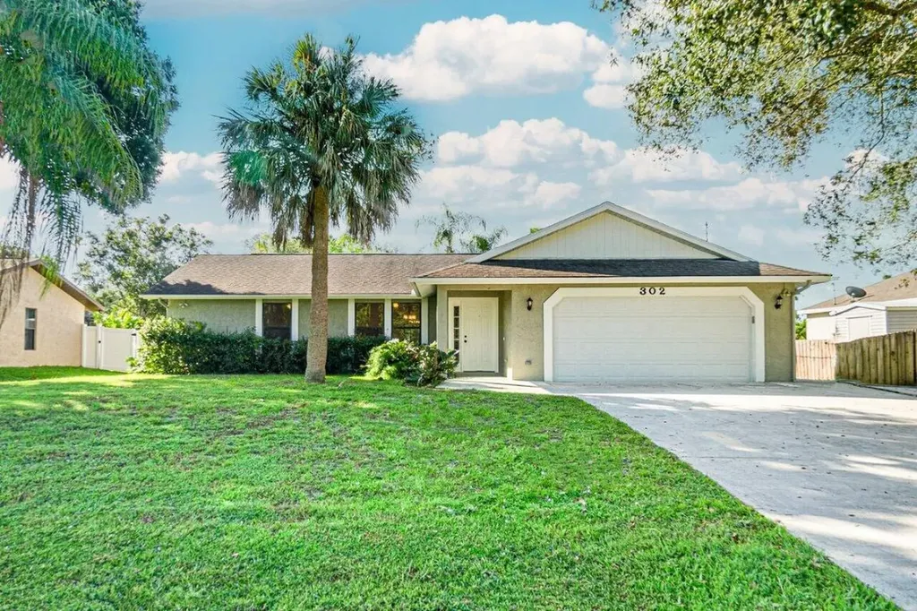 302 SW Molloy Street Port St Lucie FL 34984