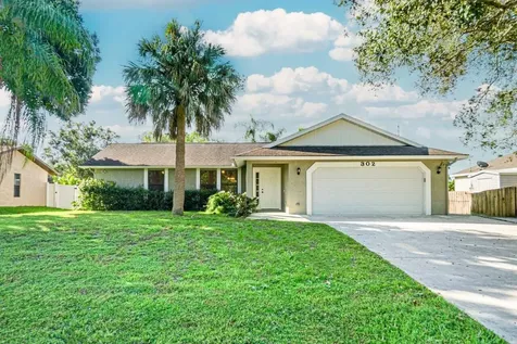 302 SW Molloy Street Port St Lucie FL 34984