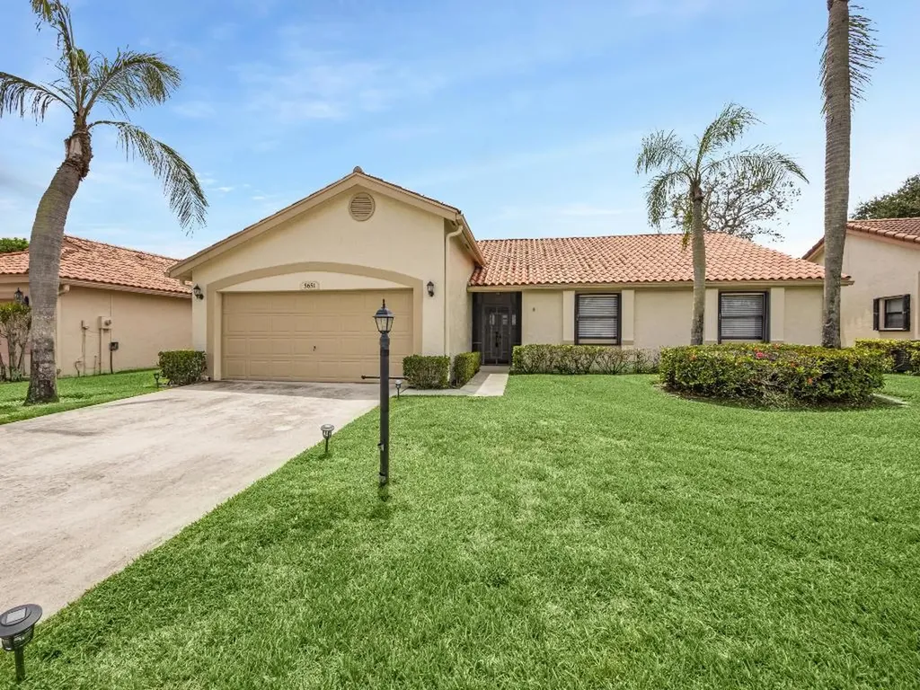5651 Egret Isle Trail Lake Worth FL 33467