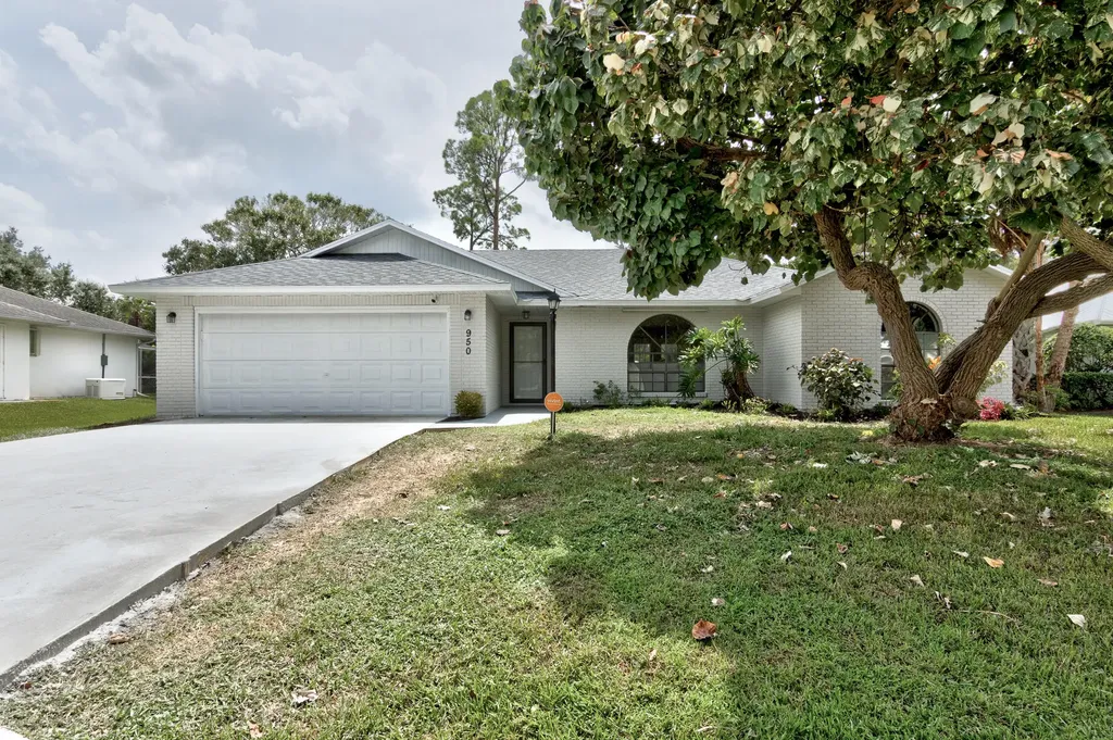 950 Streamlet Avenue Sebastian FL 32958