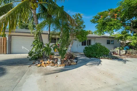 307 SW 13th Avenue Boynton Beach FL 33435