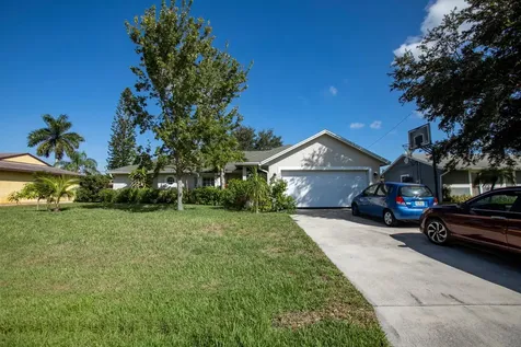2409 SW Falcon Circle Port St Lucie FL 34953