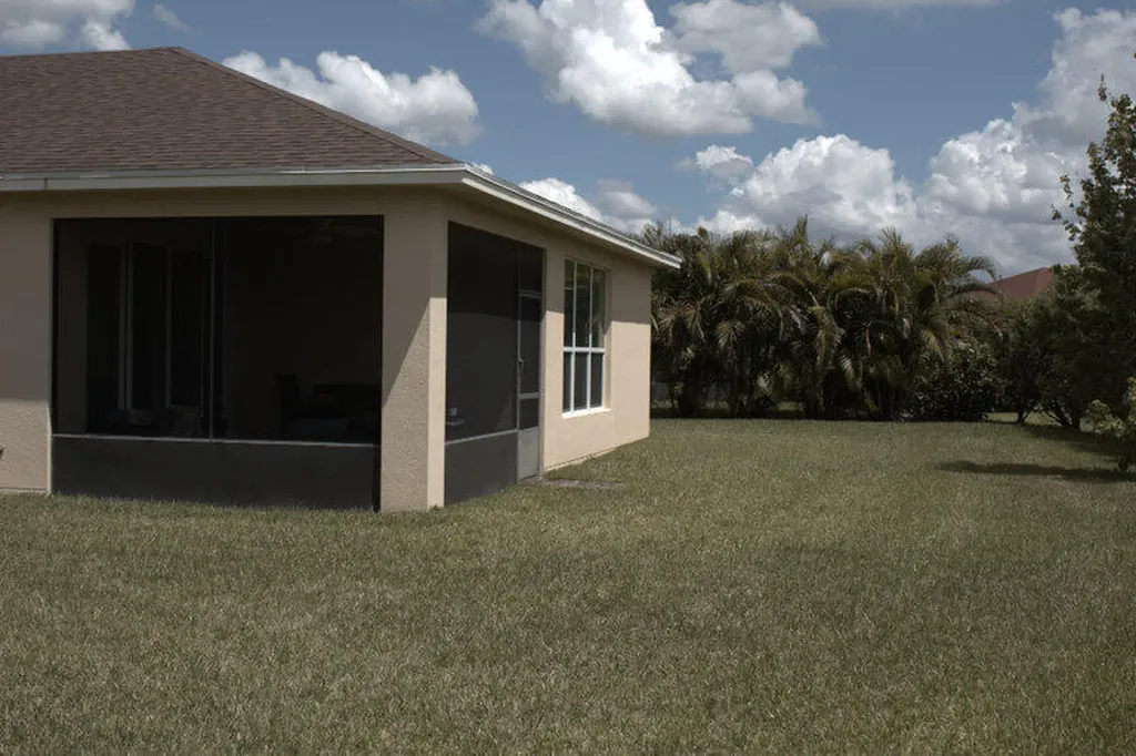 10298 SW Silverberry Court N Port St Lucie FL 34987