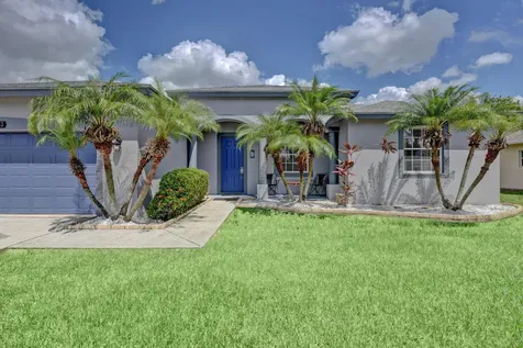 1043 SW Fisherman Avenue Port St Lucie FL 34953