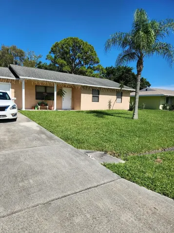 2261 SE Seafury Lane Port St Lucie FL 34952
