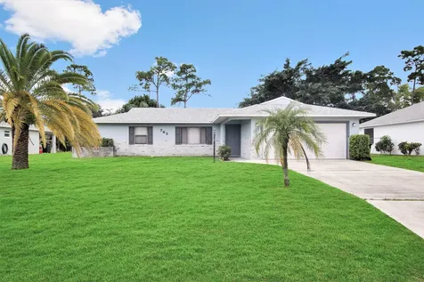 762 SE Sweetbay Avenue Port St Lucie FL 34983