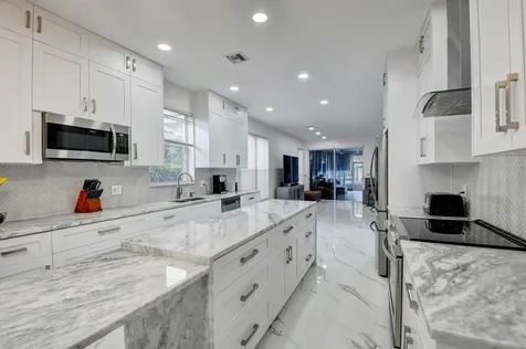 6661 NW 24th Terrace Boca Raton FL 33496
