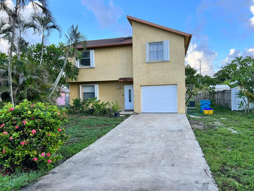 550 NW 9th Avenue Boynton Beach FL 33435