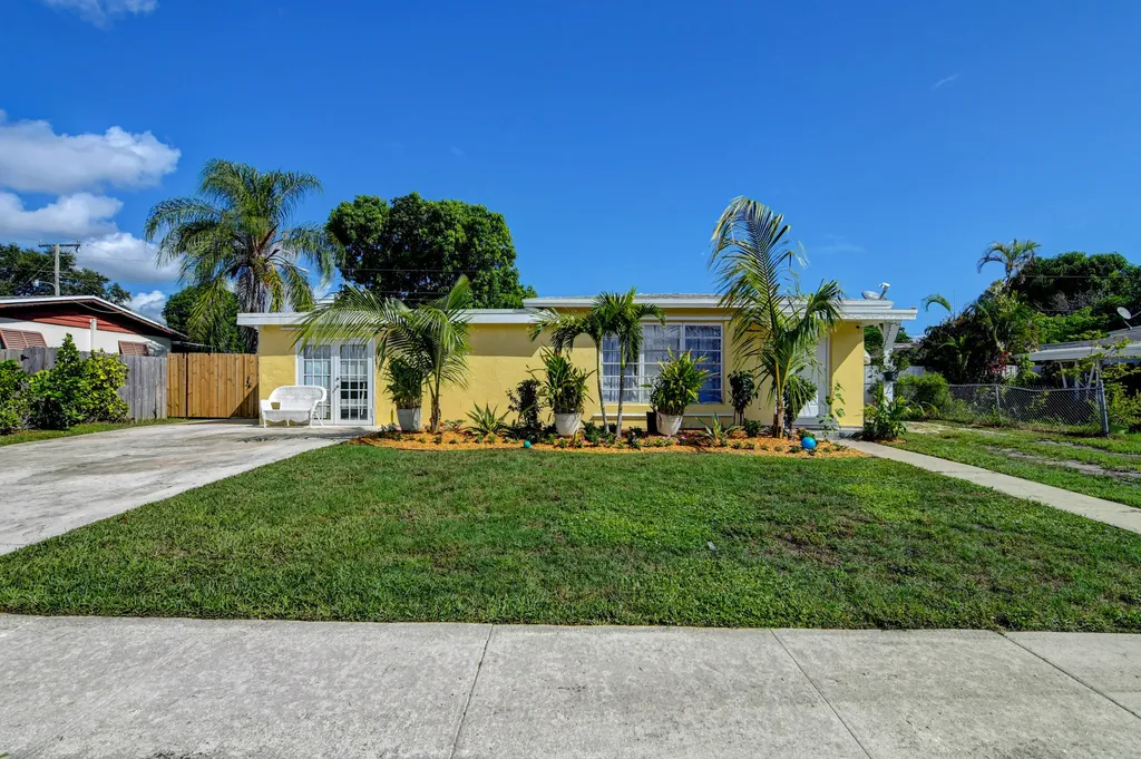 1441 W Jennings Street Lantana FL 33462