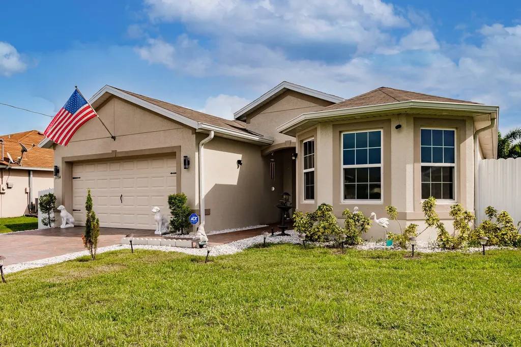 1734 NW 19th Terrace Cape Coral FL 33993