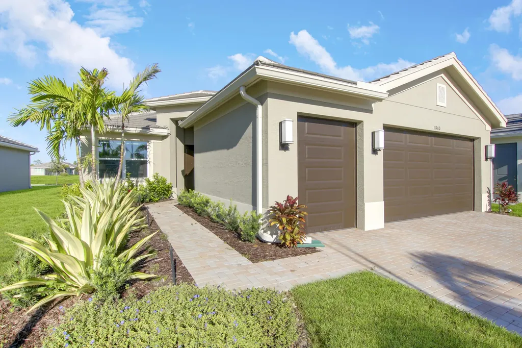 11960 SW Seahorse Springs Terrace Port St Lucie FL 34987