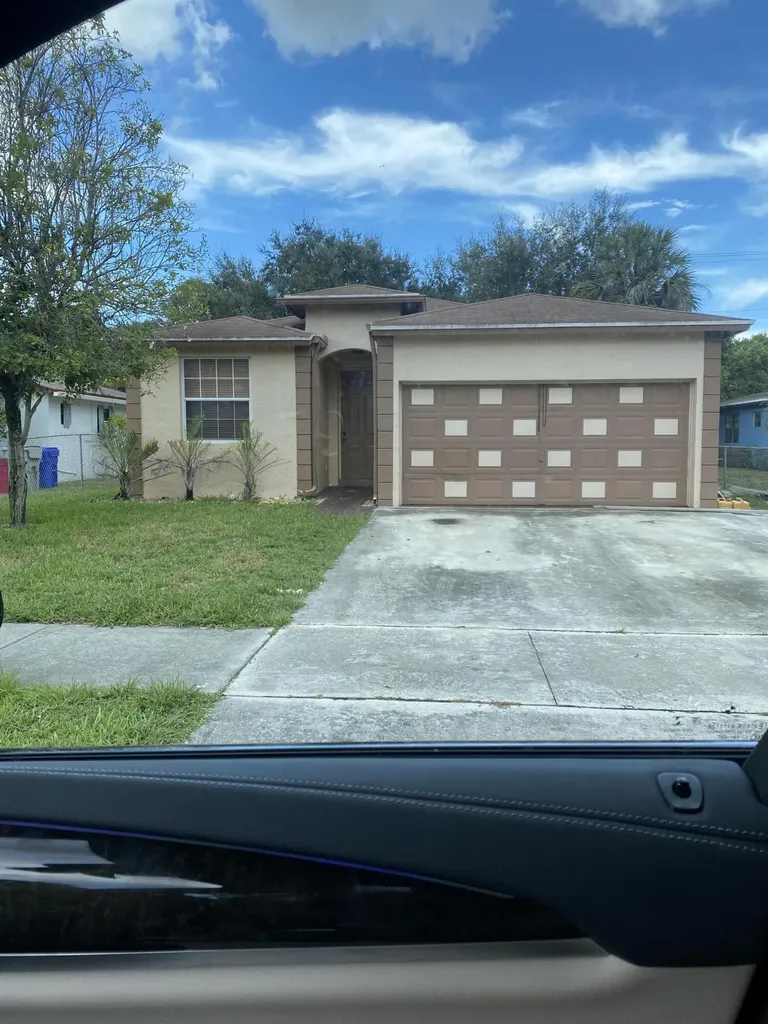 712 NW 8th Avenue Pompano Beach FL 33060