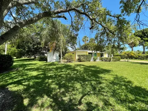 1411 4th Avenue Vero Beach FL 32960