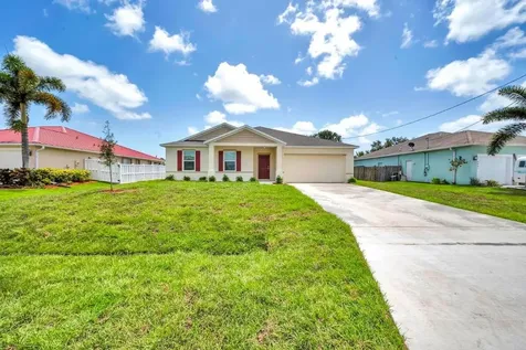 5812 NW Gerald Circle Port St Lucie FL 34986