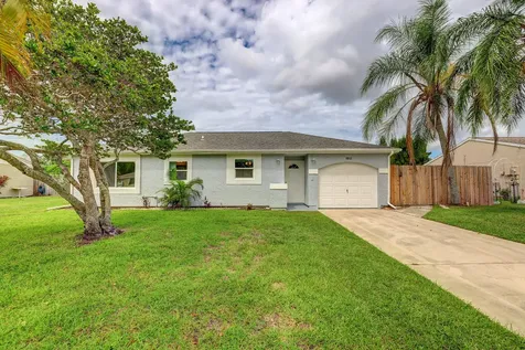 1512 SE Belcrest Street Port St Lucie FL 34952