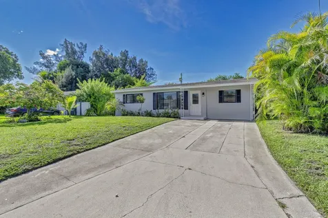 155 W 32nd Court Riviera Beach FL 33404