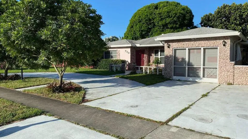 730 SW 51st Avenue Margate FL 33068