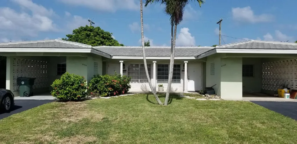 2750 NE 5th Avenue Boca Raton FL 33431