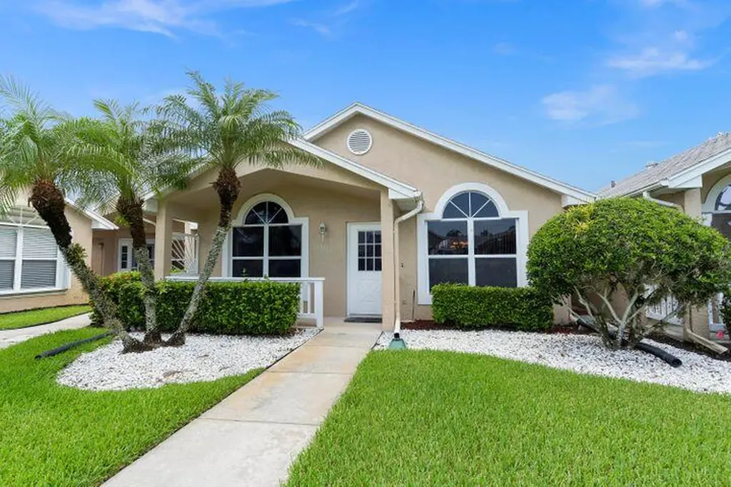 1134 NW Lombardy Drive Port St Lucie FL 34986