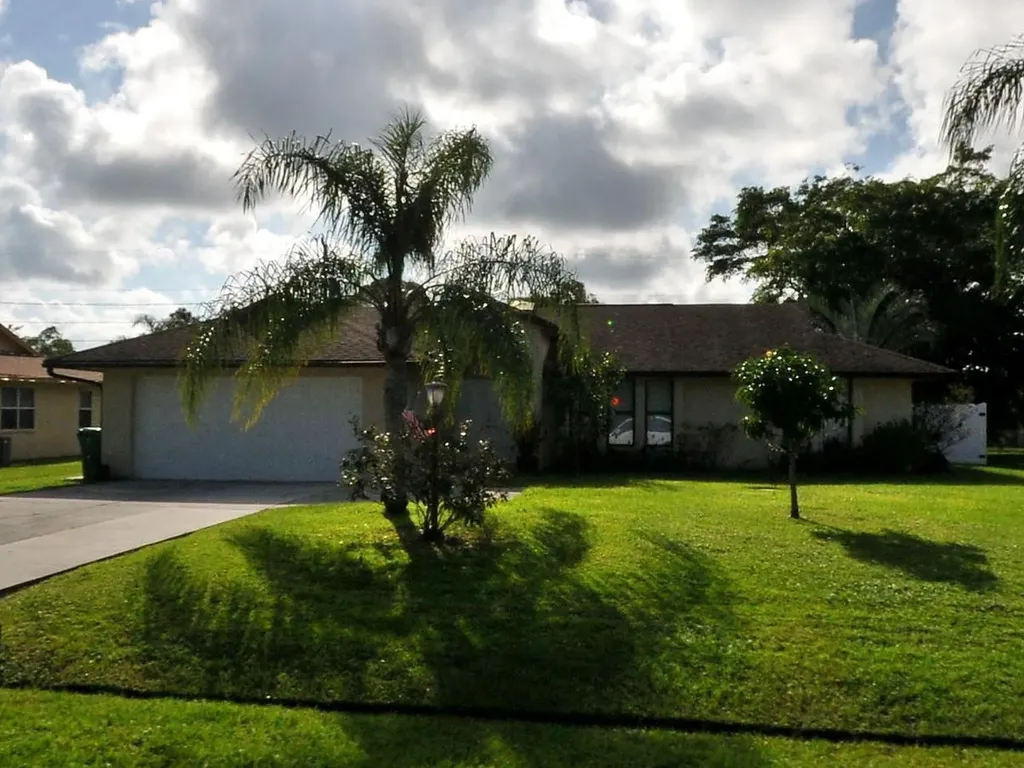 1768 SE Berkshire Boulevard Port St Lucie FL 34952