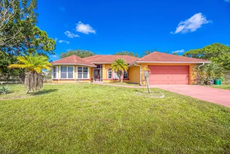 2701 SE Geneva Avenue Port St Lucie FL 34952
