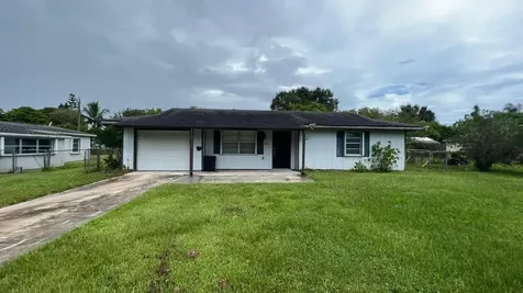 2200 Elizabeth Avenue Fort Pierce FL 34982