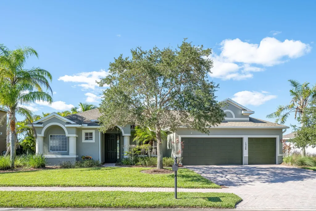 1320 Scarlet Oak Circle Vero Beach FL 32966