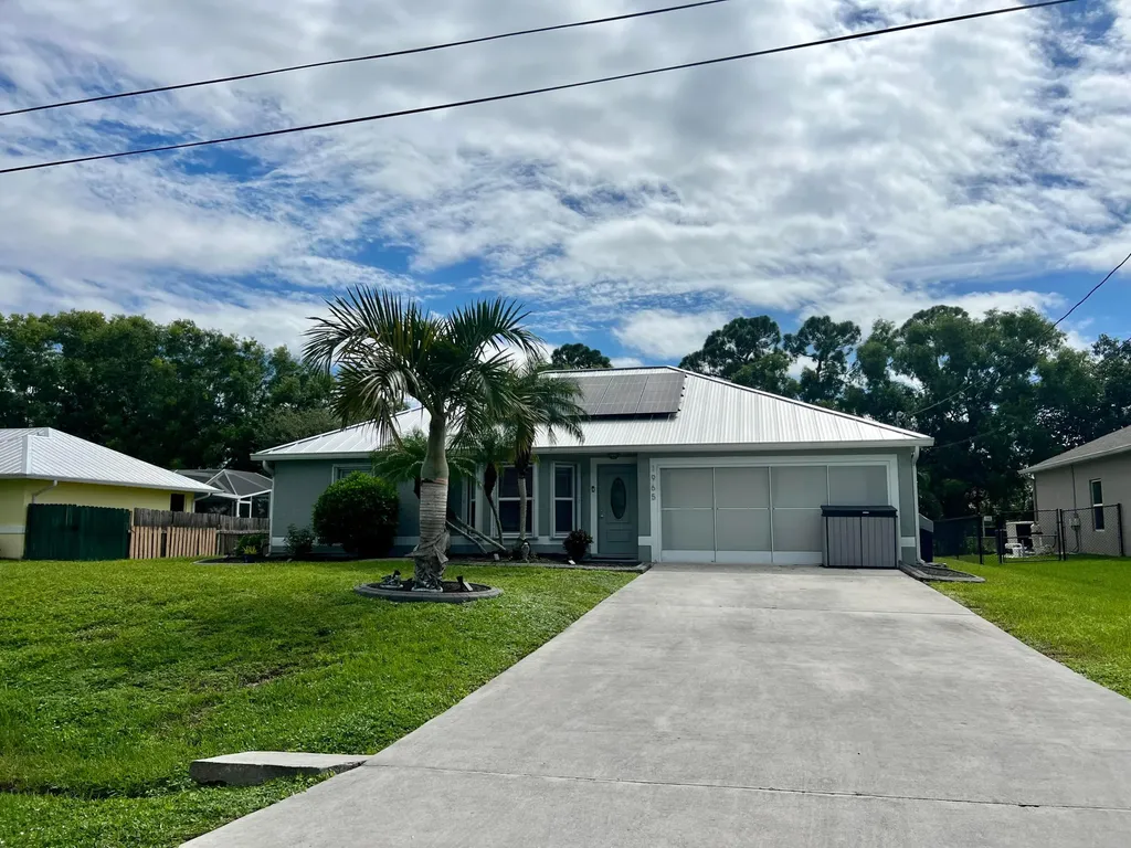 1965 SW Lennox Street Port St Lucie FL 34953
