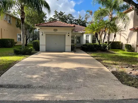 4954 Pelican Manor Coconut Creek FL 33073