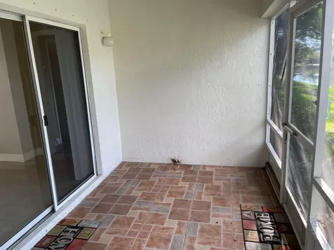 4954 Pelican Manor Coconut Creek FL 33073