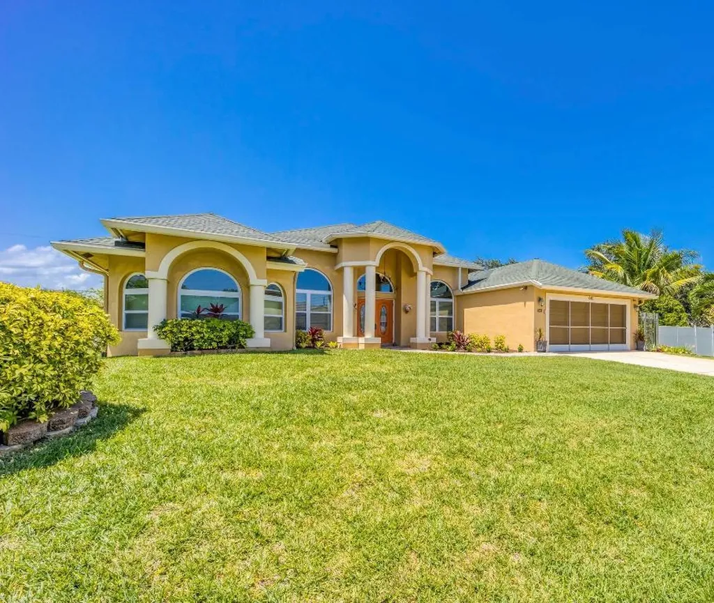 661 SW Seagull Terrace Port St Lucie FL 34953