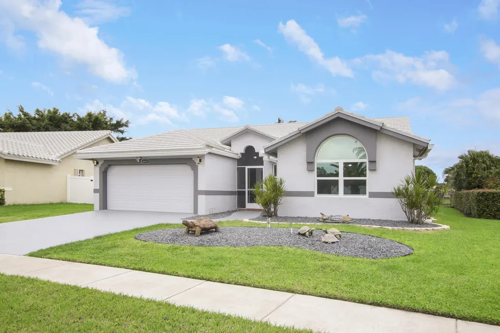 8633 Rosalie Court Boynton Beach FL 33472