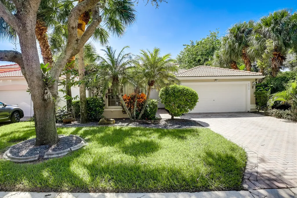 6674 Hawaiian Avenue Boynton Beach FL 33437