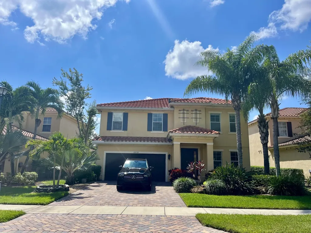 10730 Willow Oak Court Wellington FL 33414