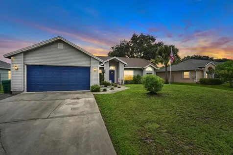 3858 SW Mckim Street Port St Lucie FL 34953