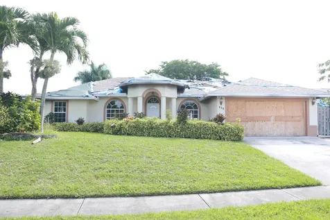121 Alcazar Street Royal Palm Beach FL 33411