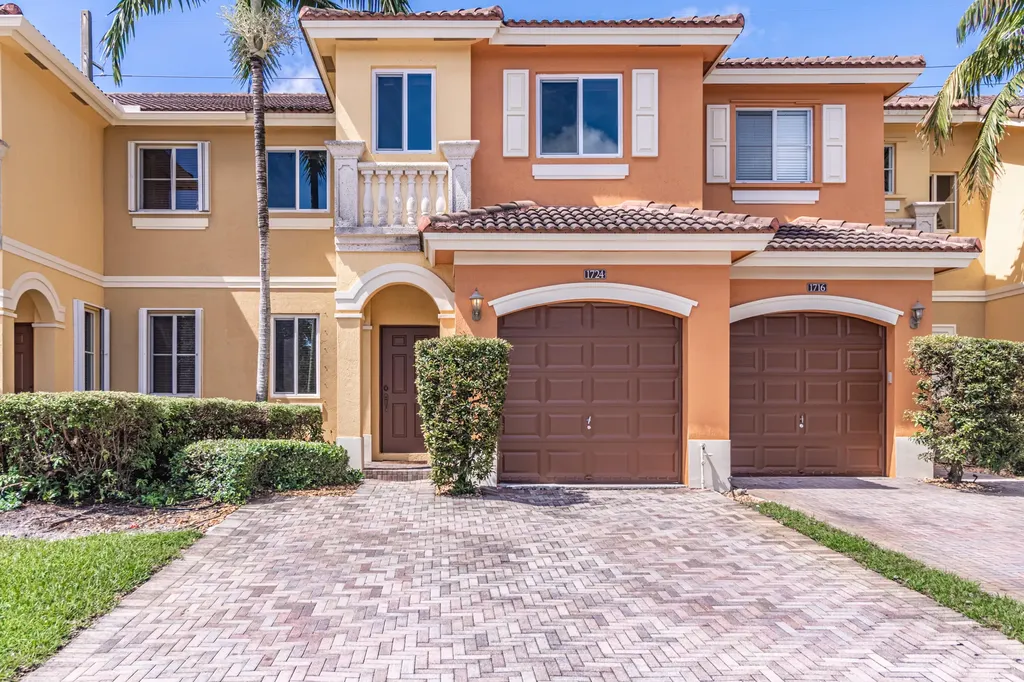 1724 SW 91st Avenue Miramar FL 33025