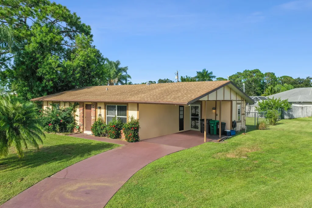 501 NW Haven Street Port St Lucie FL 34983