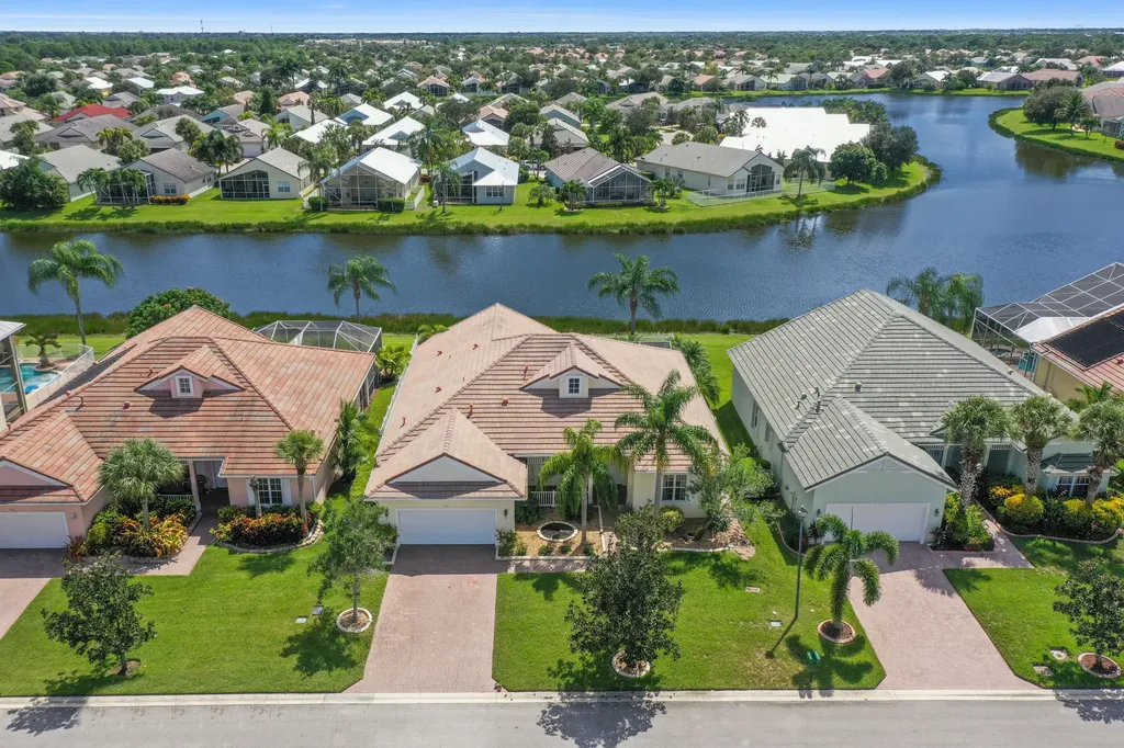 121 NW Madison Court Port St Lucie FL 34986