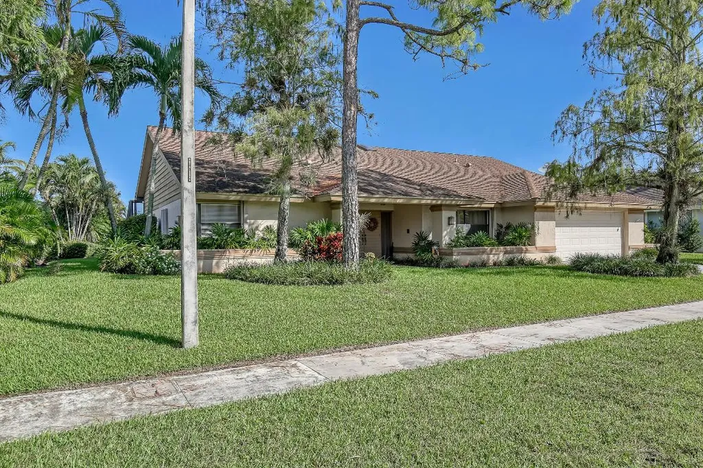 13431 Barberry Drive Wellington FL 33414