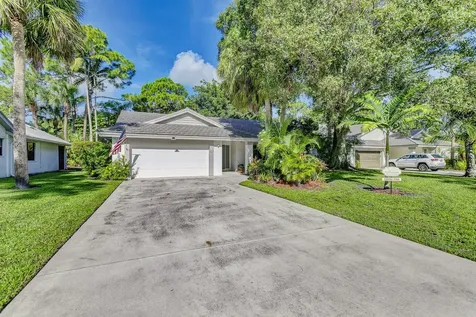 5751 Peachwood Court Jupiter FL 33458