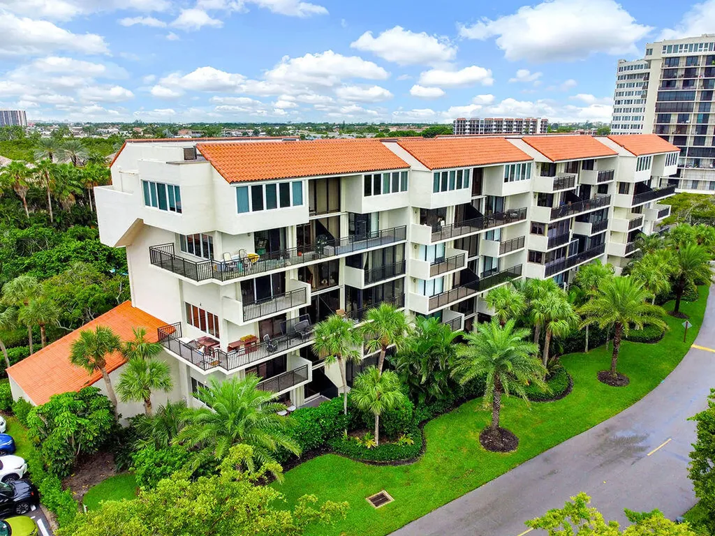3908 S Ocean Boulevard Highland Beach FL 33487