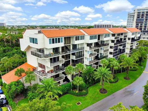 3908 S Ocean Boulevard Highland Beach FL 33487